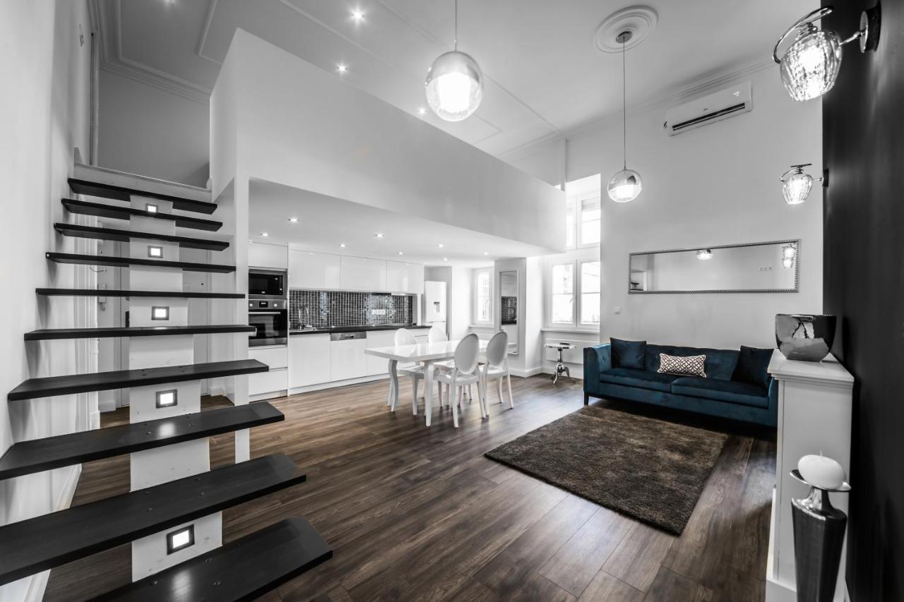 Kiraly 28-1 Entire Aircon Center Apartment بودابست المظهر الخارجي الصورة