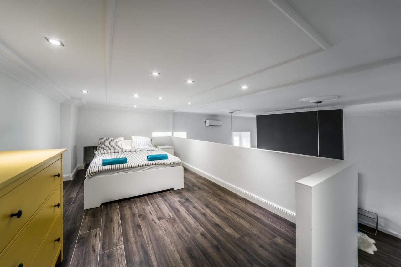 Kiraly 28-1 Entire Aircon Center Apartment بودابست المظهر الخارجي الصورة